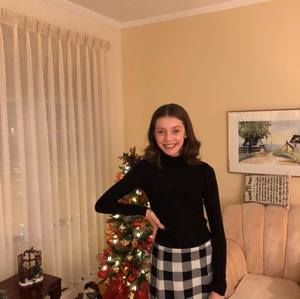 Meet your Posher, Maeva